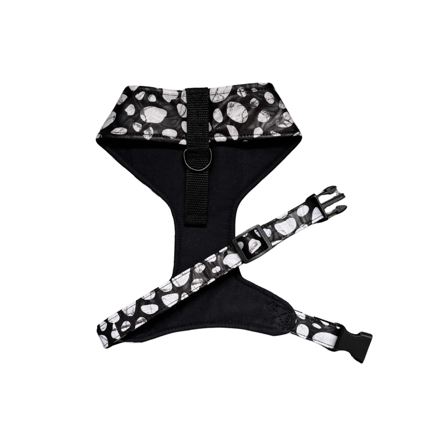 NAZOR black and white polka dot African print dog harness by Bhooki, handmade in the UK