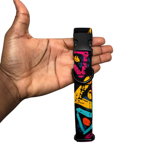 LAIDE — Black & Multicolour Triangle Dog Collar